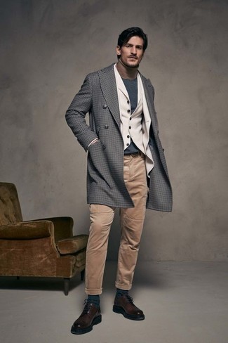 Welche Jeans mit beige Weste zu tragen – 9 Herren Outfits kühl Wetter