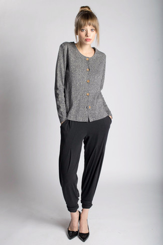 Wie Karottenhose mit Pumps zu kombinieren – 52 Damen Outfits warm Wetter