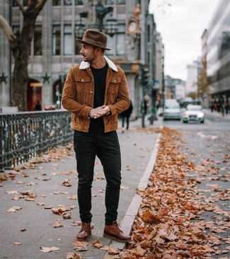 Welche T-Shirts mit einem Rundhalsausschnitt mit rotbrauner Shirtjacke zu tragen – 287 Herren Outfits