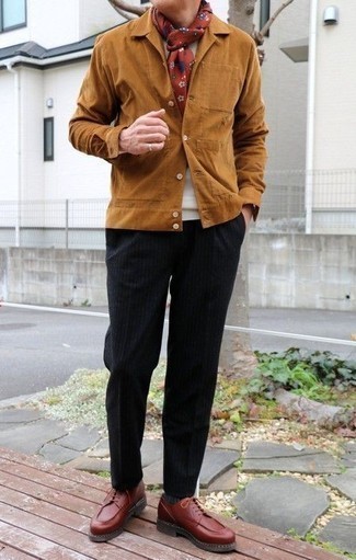 Welche T-Shirts mit einem Rundhalsausschnitt mit rotbrauner Shirtjacke zu tragen – 287 Herren Outfits