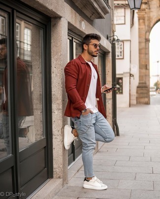 Welche T-Shirts mit einem Rundhalsausschnitt mit rotbrauner Shirtjacke zu tragen – 287 Herren Outfits
