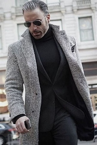 50 Jährige: Wie Rollkragenpullover mit Anzughose zu kombinieren – 108 Herren Outfits