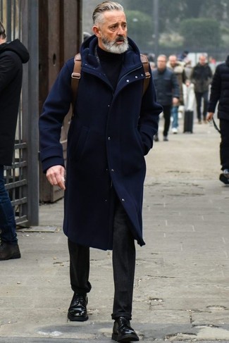 Wie Rollkragenpullover mit Düffelmantels zu kombinieren – 55 Herren Outfits