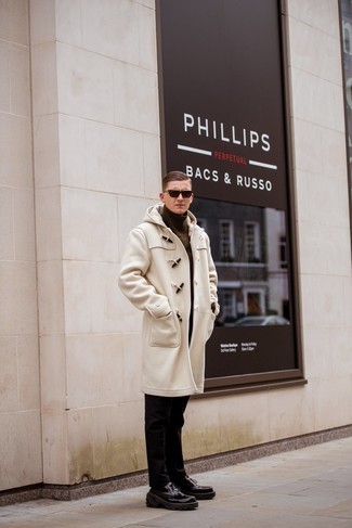 Wie Rollkragenpullover mit Düffelmantels zu kombinieren – 55 Herren Outfits