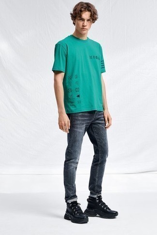 grünes bedrucktes T-Shirt mit einem Rundhalsausschnitt von Versace
