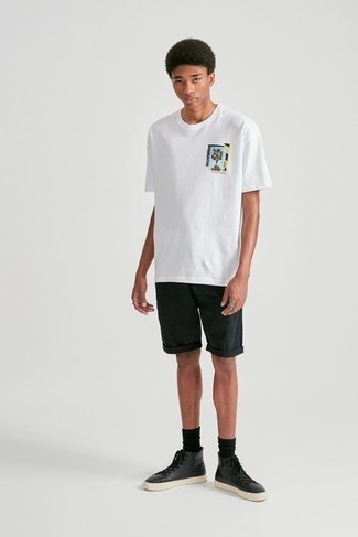 weißes bedrucktes T-Shirt mit einem Rundhalsausschnitt von Camp David