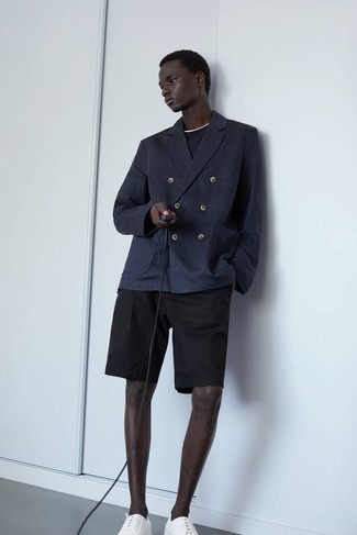 schwarze Shorts von AMI Alexandre Mattiussi
