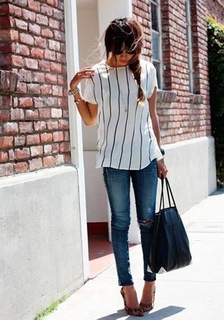 Vertikal gestreifte Bluse kombinieren – 74 Damen Outfits