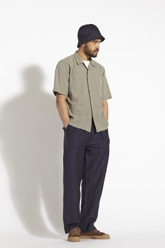 Vertikal gestreifte Chinohose kombinieren – 762+ Herren Outfits