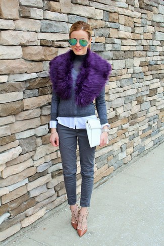 Violetten Schal kombinieren – 21 Damen Outfits