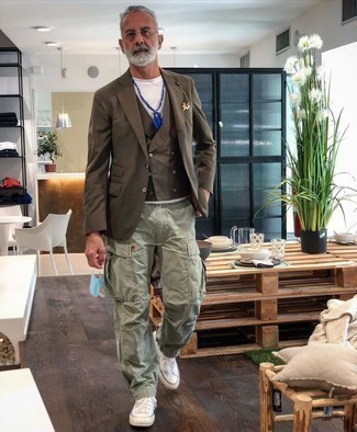 Wie Weste mit hoher Sneakers zu kombinieren – 19 Herren Outfits