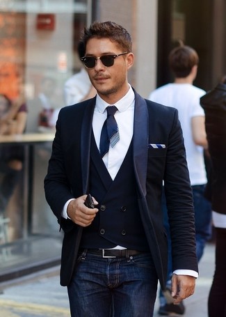 Weißes und schwarzes vertikal gestreiftes Einstecktuch kombinieren – 13 Herren Outfits