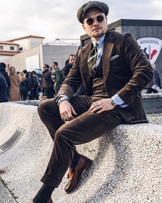 Weißes und schwarzes vertikal gestreiftes Einstecktuch kombinieren – 13 Herren Outfits