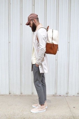 Weißen und dunkelblauen Rucksack kombinieren – 30 Herren Outfits