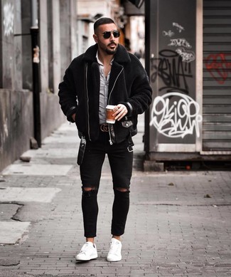 Weißes und dunkelblaues Langarmhemd mit Vichy-Muster kombinieren – 268 Herren Outfits