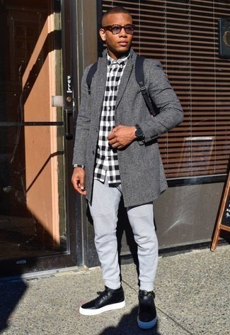 Weißes und dunkelblaues Langarmhemd mit Vichy-Muster kombinieren – 268 Herren Outfits