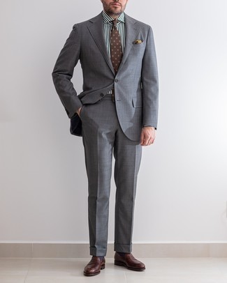30 Jährige: Wie weißes und dunkelblaues vertikal gestreiftes Businesshemd mit dunkelbrauner Leder Slipper zu kombinieren – 124 Elegante Sommer Herren Outfits