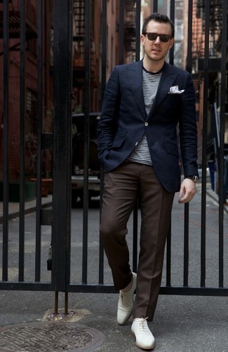 Weiße Segeltuch Oxford Schuhe kombinieren – 21 Herren Outfits