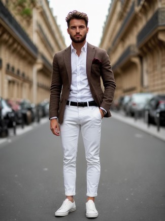 Wie weißes Businesshemd mit weißer Anzughose zu kombinieren – 18 Smart-Casual Herren Outfits