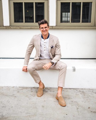 Welche Slipper mit weißen Langarmshirt mit einer Knopfleiste zu tragen – 8 Herren Outfits