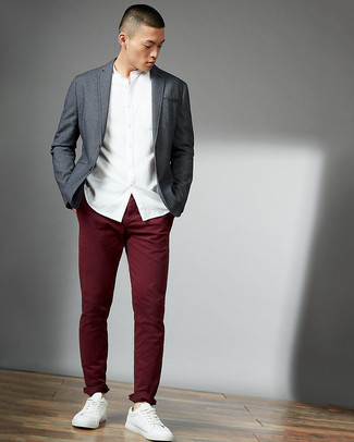 Wie weißes Langarmhemd mit weißer und roter Leder niedriger Sneakers zu kombinieren – 349 Herren Outfits