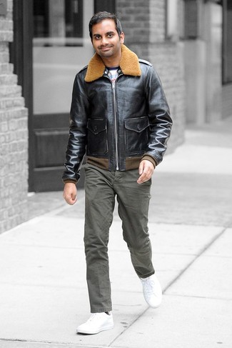Welche niedrige Sneakers mit weißen Langarmshirt zu tragen – 94 Frühling Herren Outfits