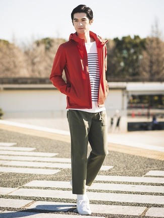 Welche niedrige Sneakers mit weißen Langarmshirt zu tragen – 94 Frühling Herren Outfits