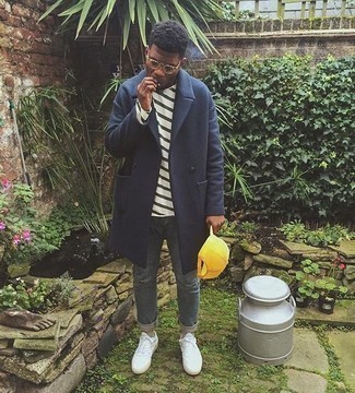 Welche niedrige Sneakers mit weißen Langarmshirt zu tragen – 94 Frühling Herren Outfits