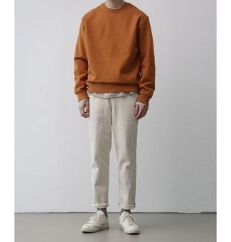 Welche niedrige Sneakers mit weißen Langarmshirt zu tragen – 94 Frühling Herren Outfits