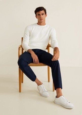 Welche niedrige Sneakers mit weißen Langarmshirt zu tragen – 280 Herren Outfits