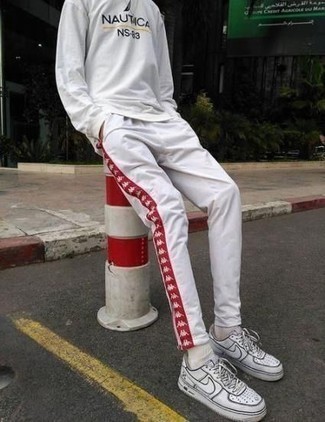 Welche niedrige Sneakers mit weißen Langarmshirt zu tragen – 280 Herren Outfits