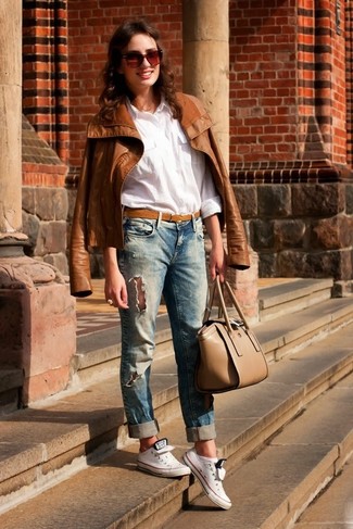 Welche Bikerjacken mit weißer niedriger Sneakers zu tragen – 84 Damen Outfits