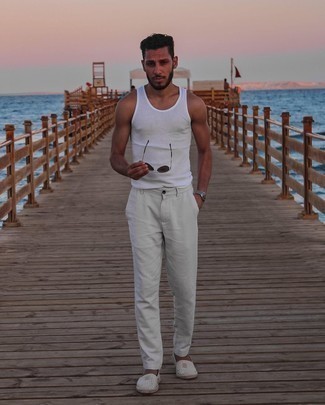 Welche Espadrilles mit weißen Trägershirts zu tragen – 20 Herren Outfits
