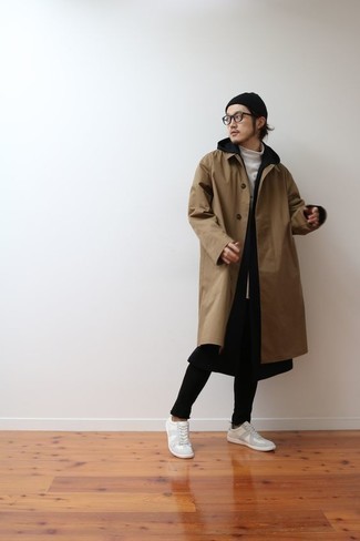 Wie weißen Rollkragenpullover mit schwarzer enger Jeans zu kombinieren – 34 Herren Outfits