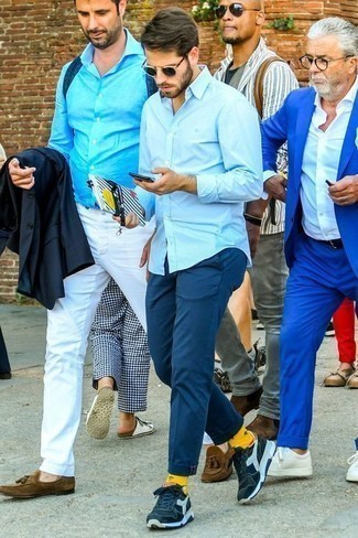 Gelbe bedruckte Socken kombinieren – 26 Herren Outfits