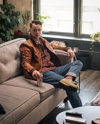 Gelbe bedruckte Socken kombinieren – 26 Herren Outfits