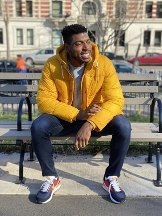 Gelbe Daunenjacke kombinieren – 18 Frühling Herren Outfits