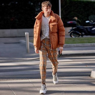 Gelbe Daunenjacke kombinieren – 18 Frühling Herren Outfits
