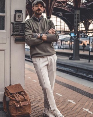 Wie Pullover mit einem Reißverschluss am Kragen mit Chinohose zu kombinieren – 152 Herren Outfits