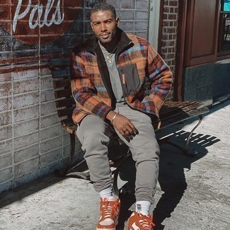 Wie Pullover mit einem Reißverschluß mit hoher Sneakers zu kombinieren – 32 Herren Outfits
