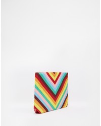 mehrfarbige Clutch mit Chevron-Muster von Moyna