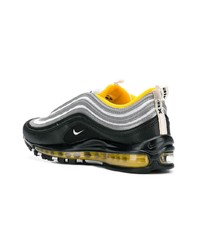 mehrfarbige Sportschuhe von Nike