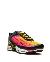 mehrfarbige Sportschuhe von Nike