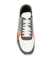 mehrfarbige Sportschuhe von Nike