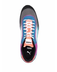 mehrfarbige Sportschuhe von Puma