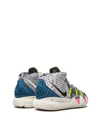 mehrfarbige Sportschuhe von Nike