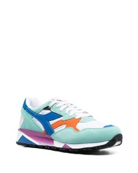 mehrfarbige Sportschuhe von Diadora