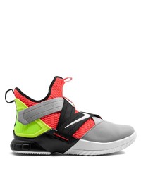 mehrfarbige Sportschuhe von Nike