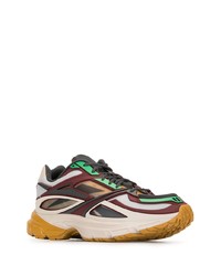 mehrfarbige Sportschuhe von Reebok