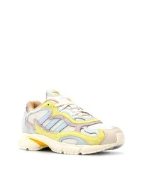 mehrfarbige Sportschuhe von adidas